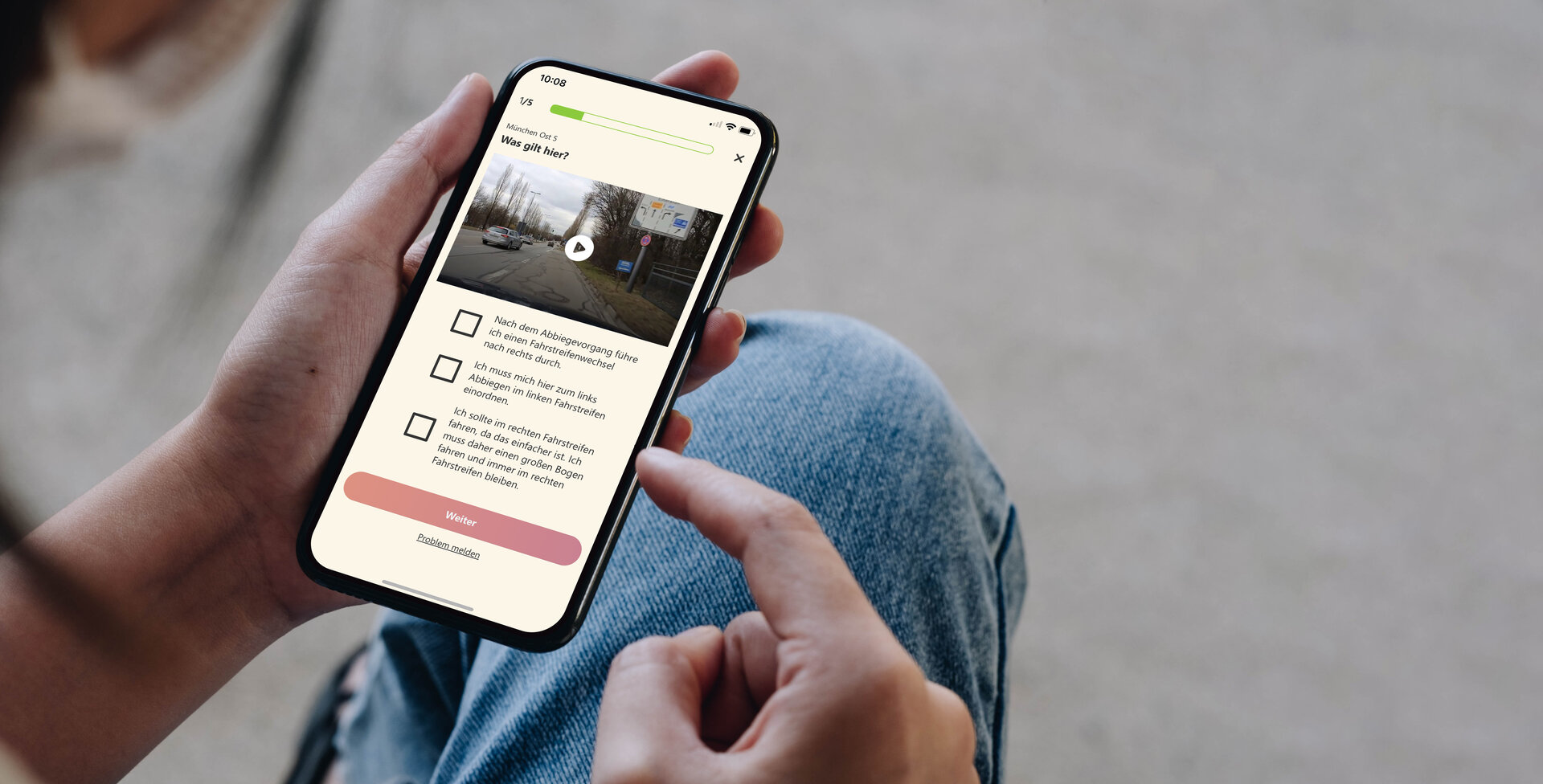 Handy in Hand mit Drivers Cam Praxistest-Frage