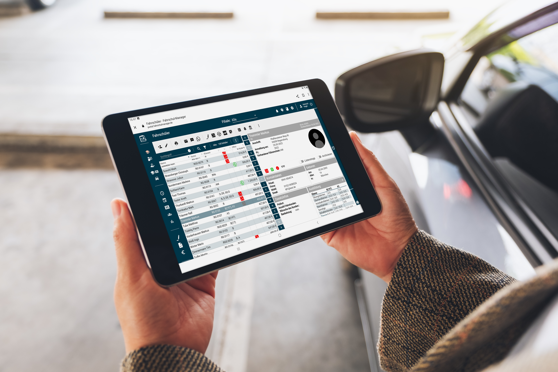 Fahrschul-Manager Cloud auf dem Tablet